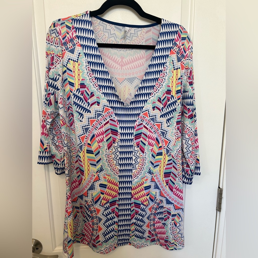 Bar III (Macy’s) Swim coverup w/ sleeves size M